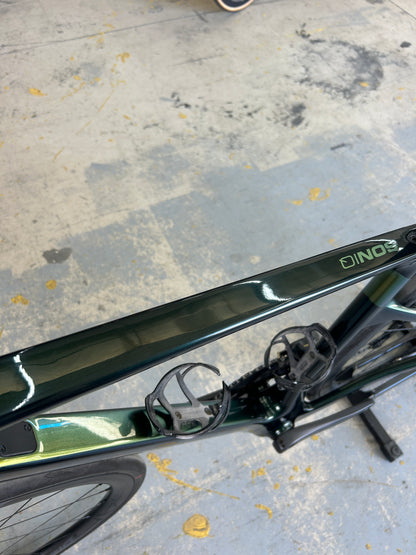 Apex Soniq Di2 Carbon Road Bike