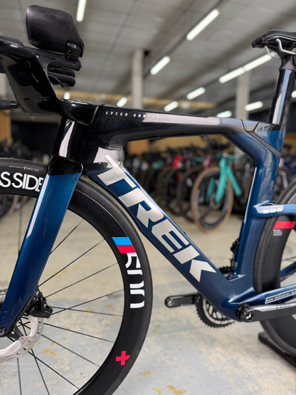 Trek Speed Concept SLR 9 eTap Red Carbon Racefiets