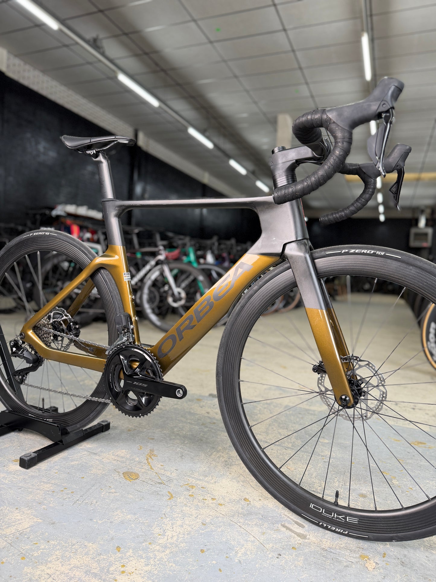 Orbea Orca Aero M30iLTD Di2 Carbon Racefiets