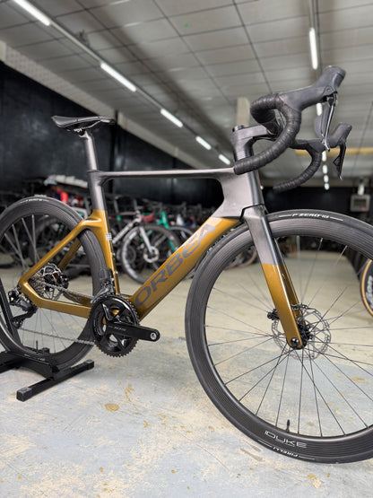Orbea Orca Aero M30iLTD Di2 Carbon Racefiets