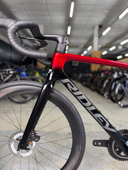 NIEUW Ridley Falcn Di2 Carbon Racefiets