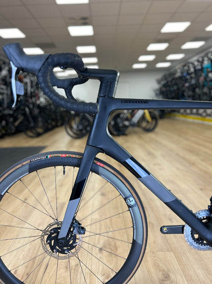 Showroom Model 0km Cannondale SuperSix EVO Hi-MOD Disc Carbon Racefiets