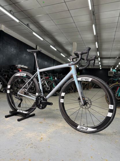 SHOWROOM S-Works Aethos Di2 Carbon Racefiets