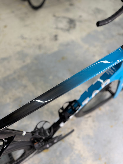 NIEUW Factor Ostro VAM Di2 Carbon Racefiets