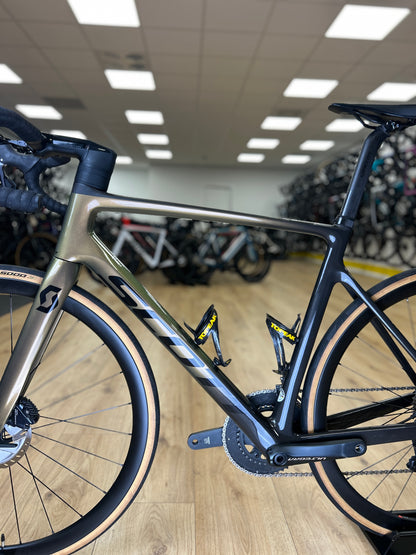 Scott Addict RC15 Di2 Carbon Racefiets