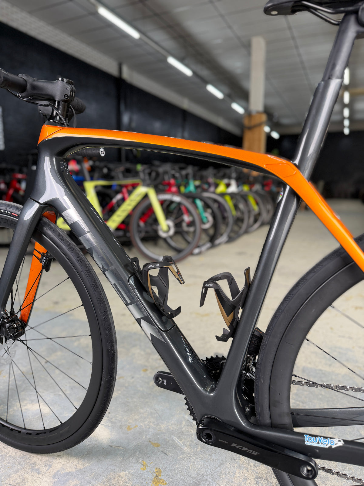 Trek Domane SL7 Di2 Carbon Road Bike