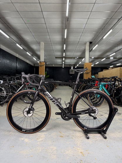 BMC Teammachine SLR 01 Di2 Carbon Road Bike