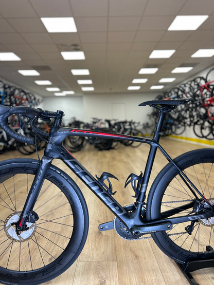 SHOWROOM MODEL Sensa Guilia G2 Di2 Carbon Racefiets