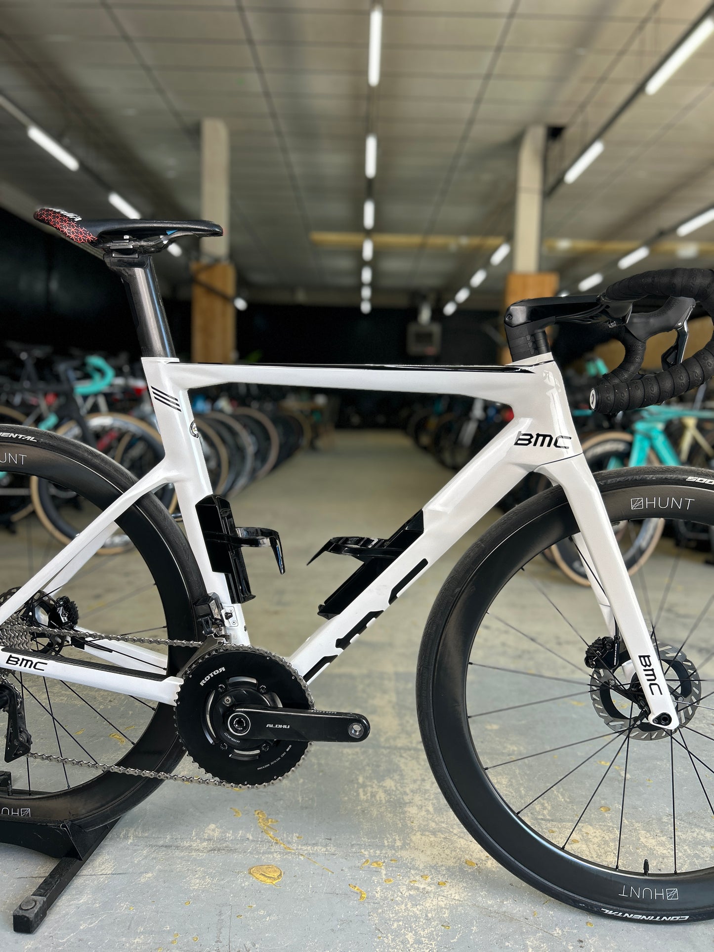 BMC Timemachine R01 Dura Ace Di2 Carbon Road Bike