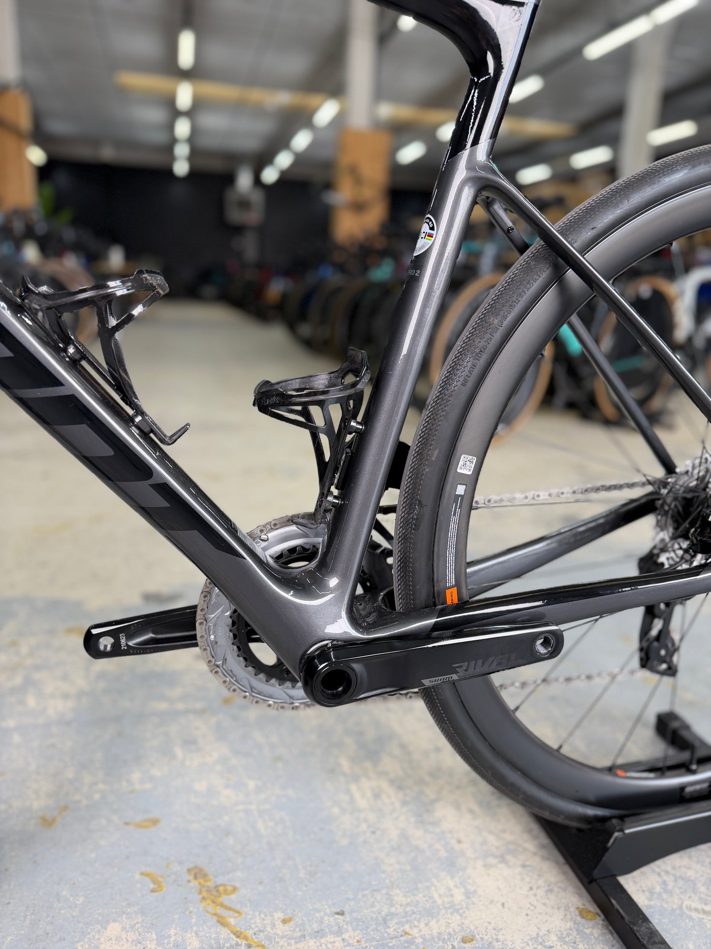 Giant Defy Advanced Pro AXS Carbon Racefiets