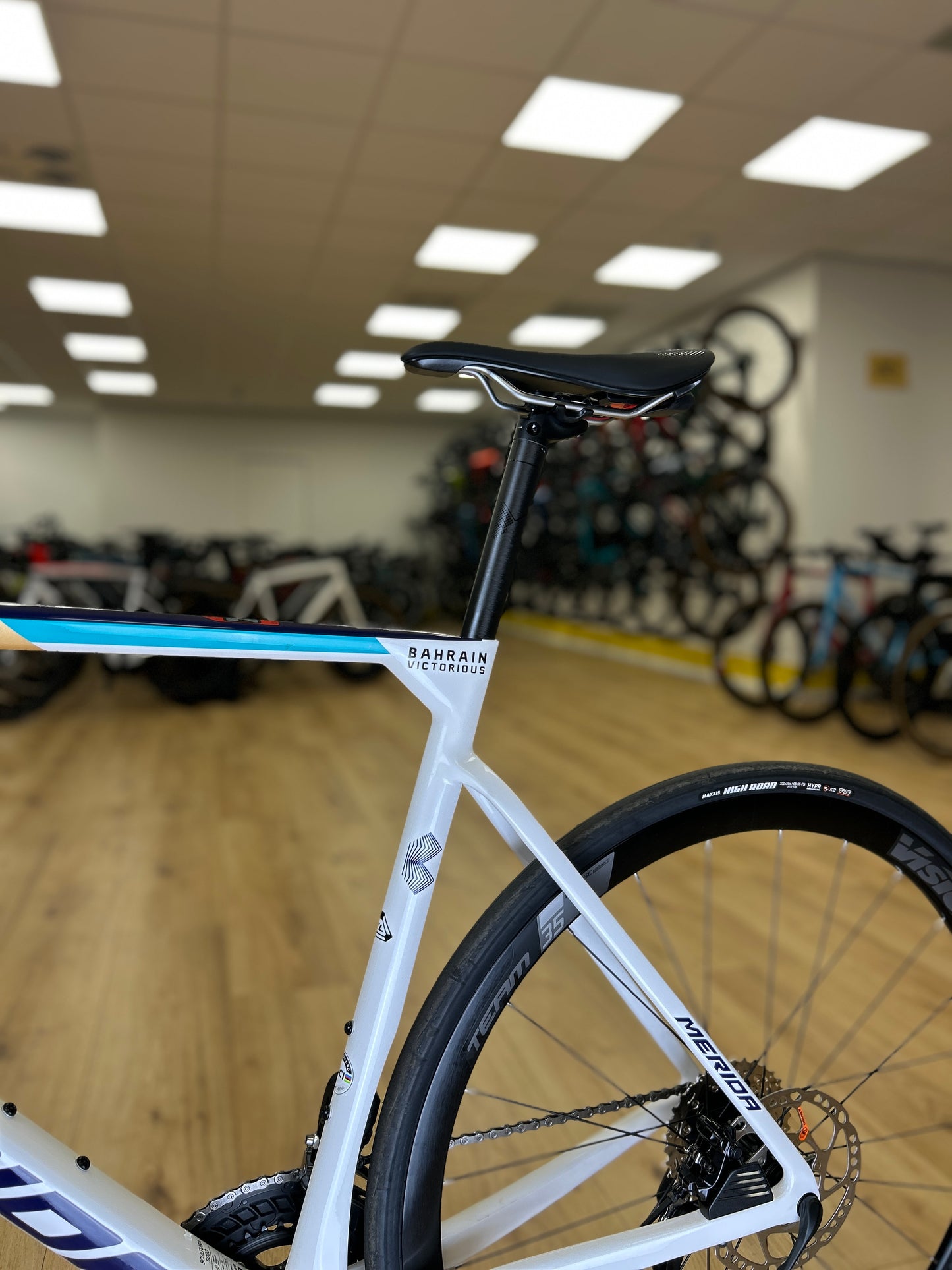 SHOWROOM MODEL 0km Merida Scultura 5000 Di2 Carbon Racefiets