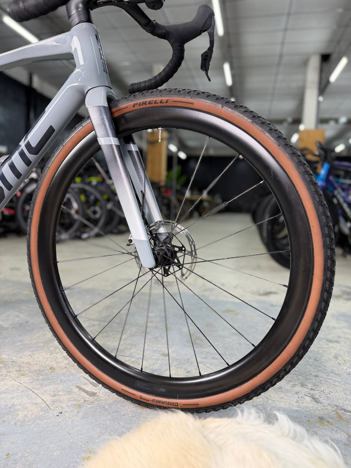 BMC Kaius 01 ONE SRAM RED eTap Gravel Fiets