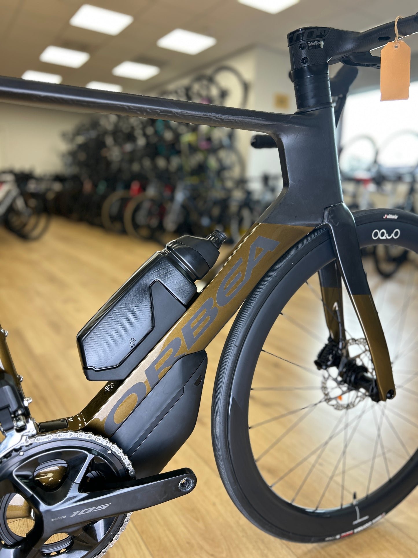 0km Showroom Model Orbea Orca Aero M30iLTD Di2 Carbon Racefiets