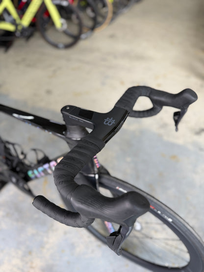 NIEUW Factor Ostro VAM Di2 Carbon Racefiets