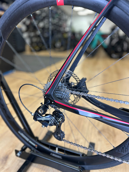 The Rosa Idol Carbon Racing Bike