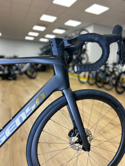 0km Showroom Model Sensa Giulia GF Di2 Carbon Racefiets