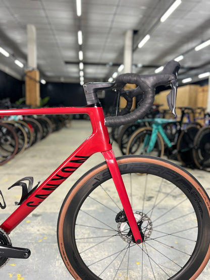 Canyon Ultimate CF SL 8 Disc Di2 Carbon Racefiets
