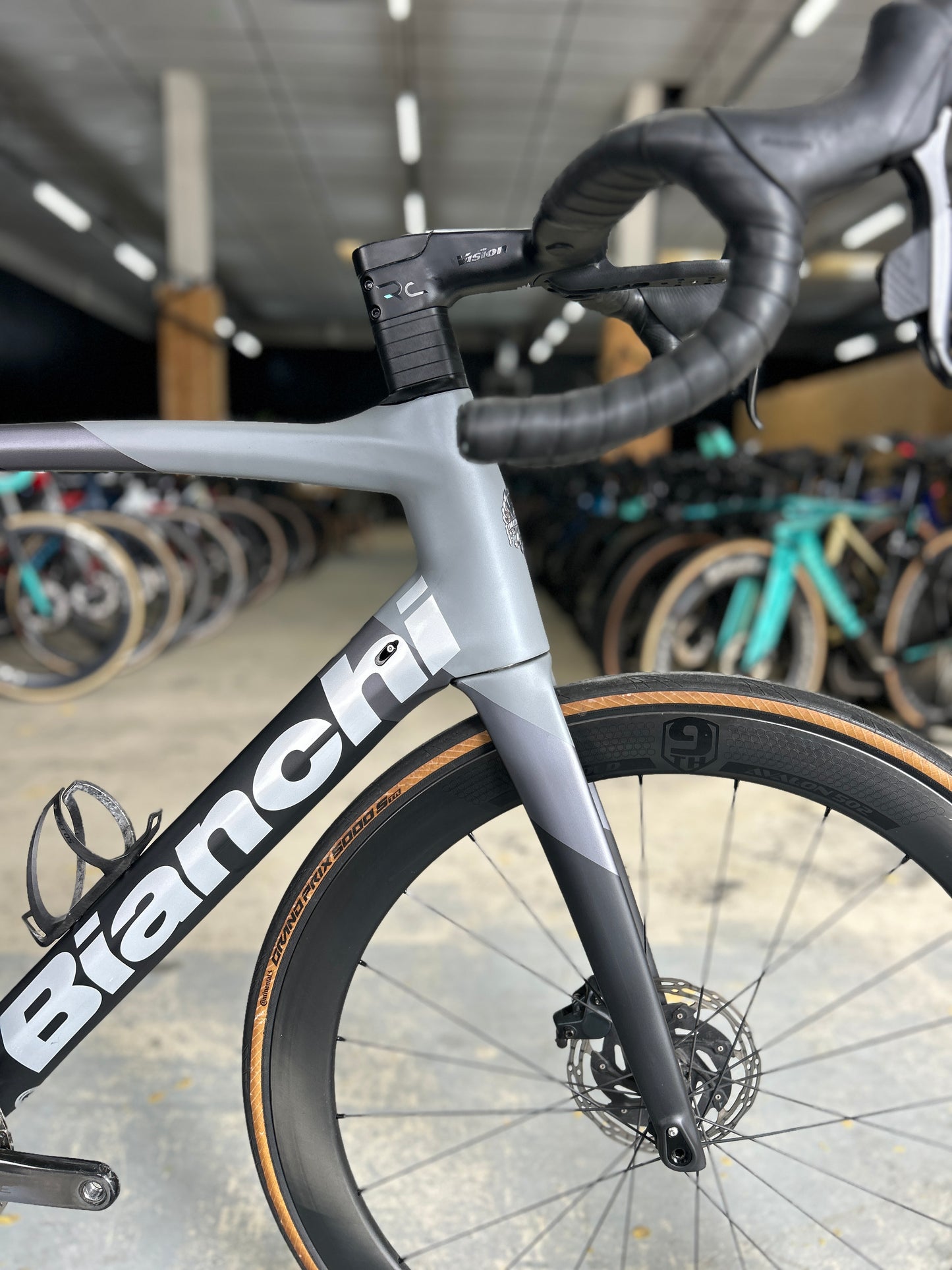 Bianchi Oltre XR4 AXS Carbon Road Bike