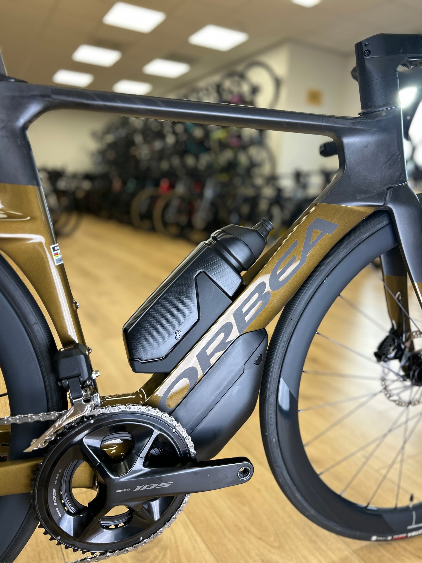 0km Showroom Model Orbea Orca Aero M30iLTD Di2 Carbon Racefiets