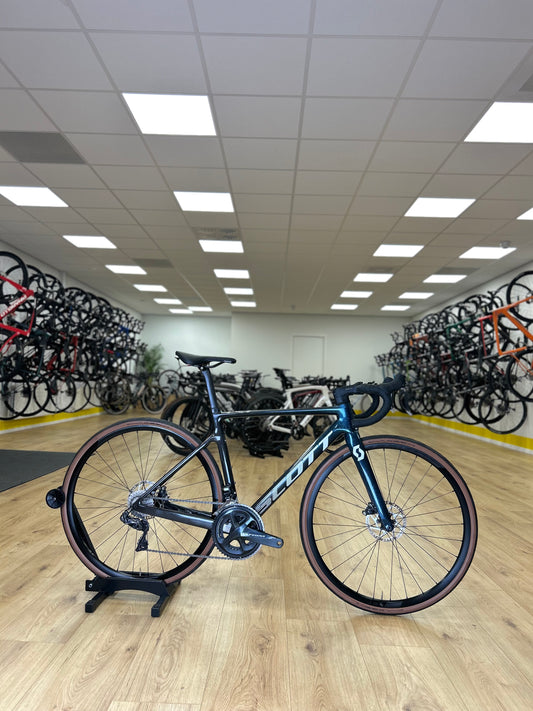 Scott Addict RC Di2 Carbon Disc Racefiets