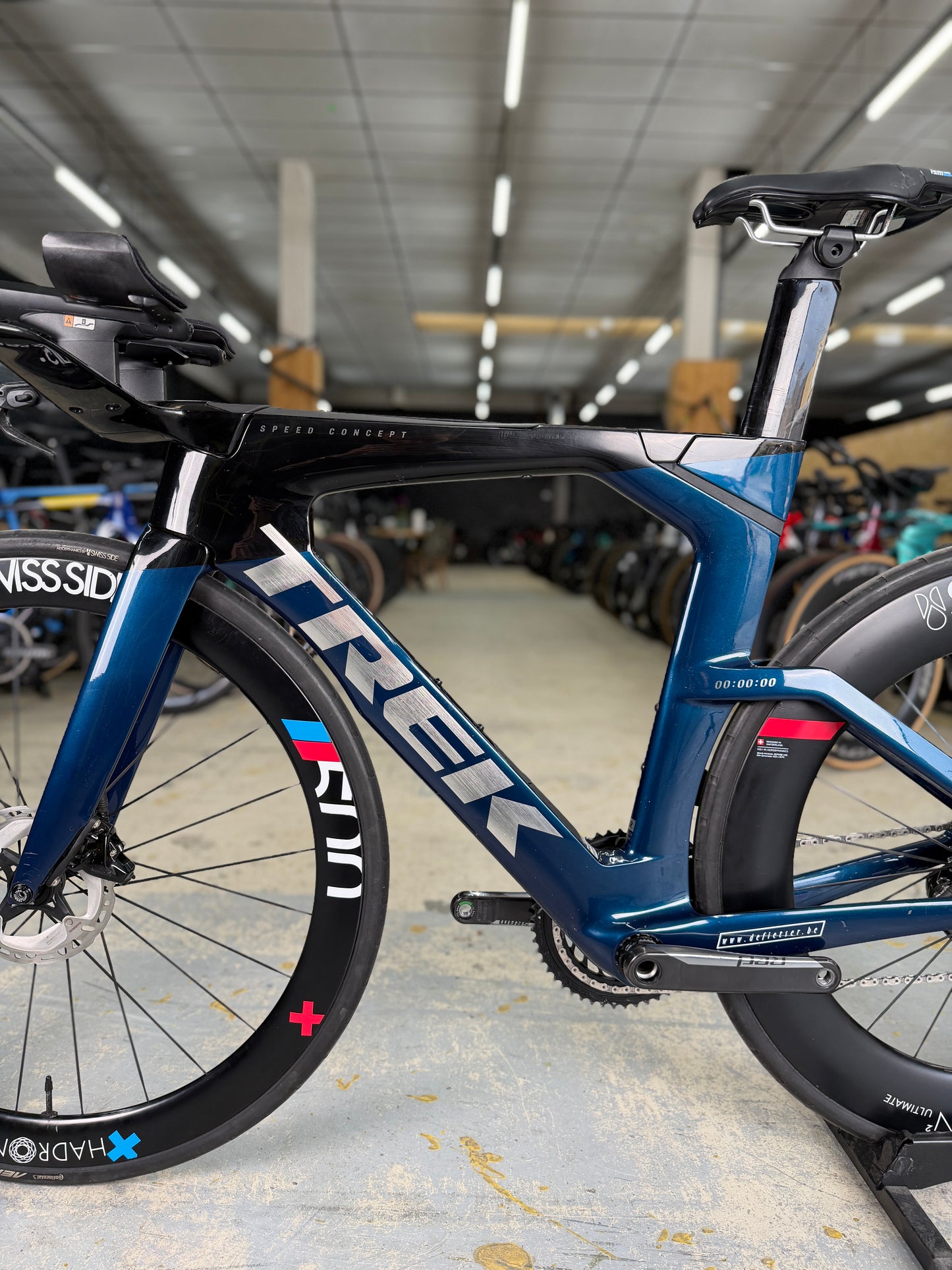 Trek Speed Concept SLR 9 eTap Red Carbon Racefiets