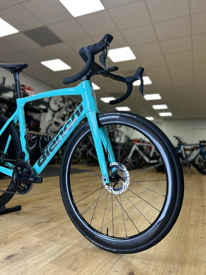 LTD Bianchi Oltre XR4 Di2 Carbon Racefiets