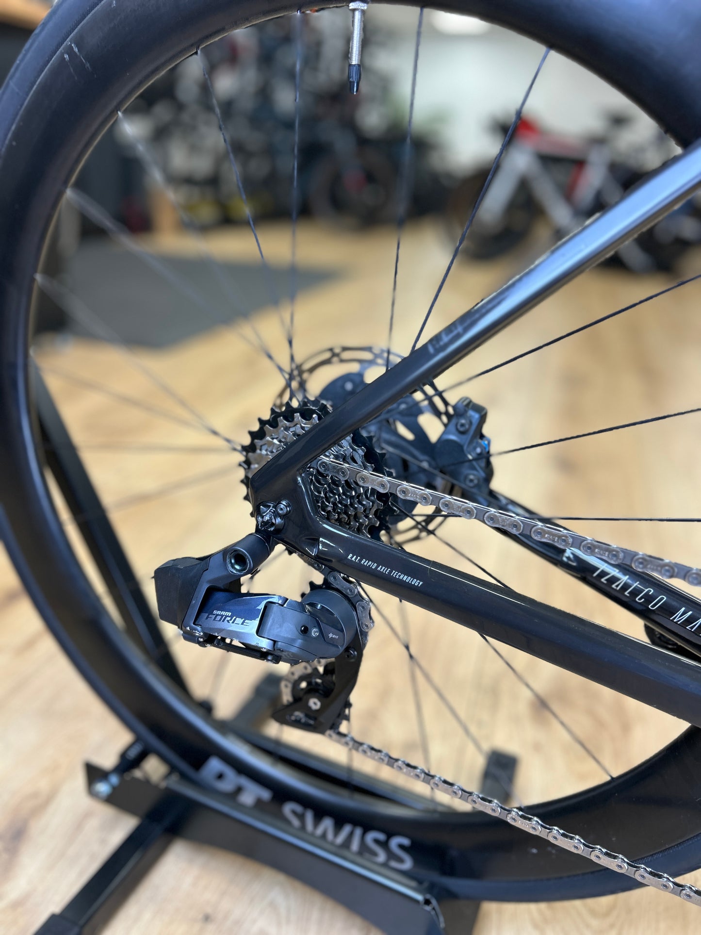 Focus Izalco Max 9.8 AXS Carbon Racefiets