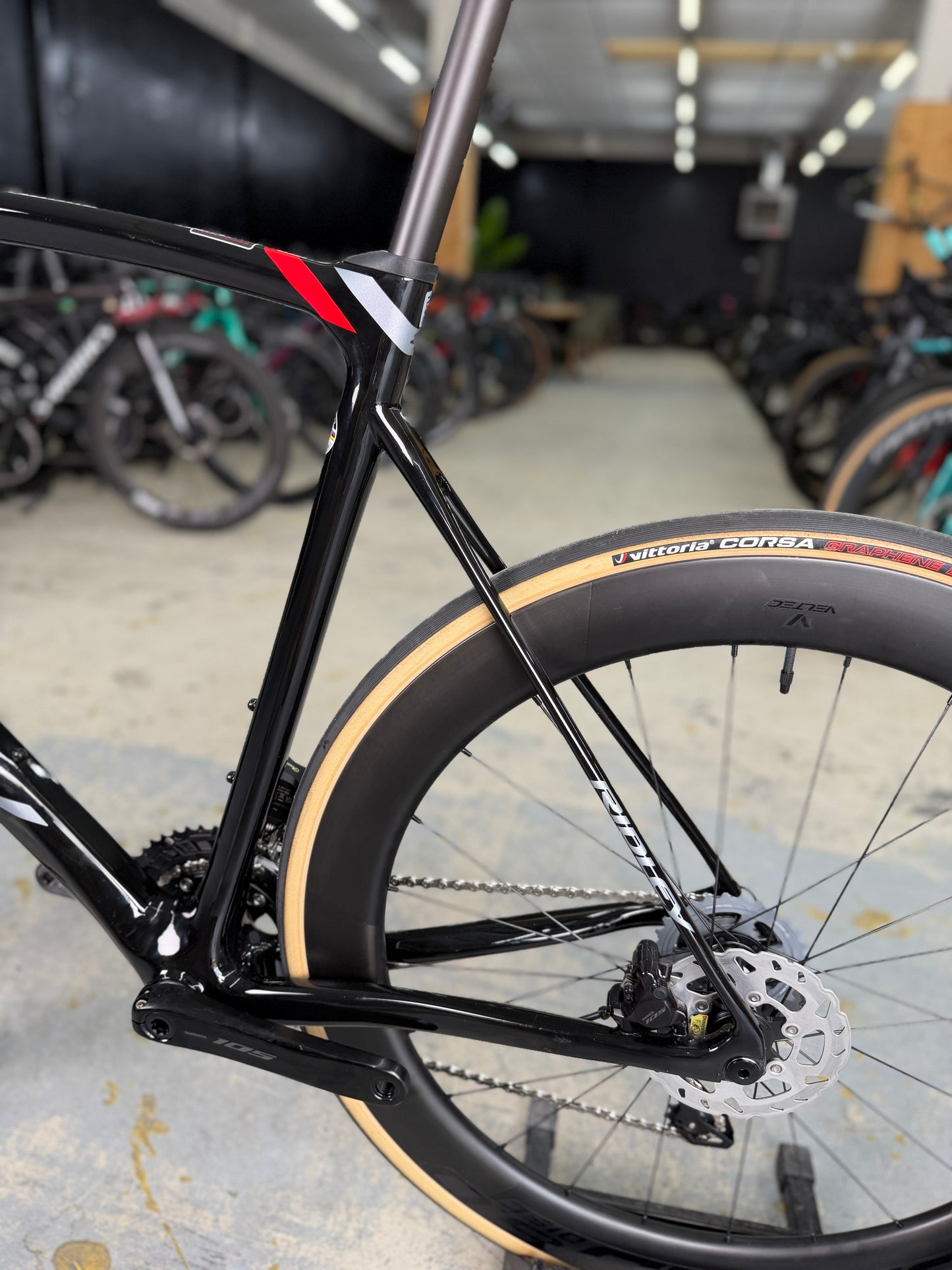 SHOWROOM Ridley Fenix SLiC Di2 Carbon Racefiets