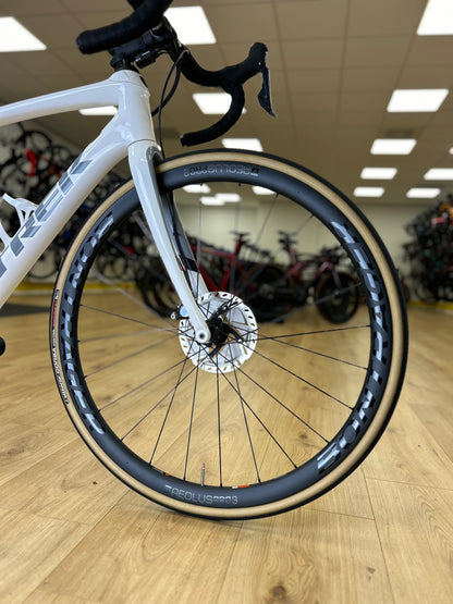 Trek Domane SLR 7 Di2 Carbon Disc Racefiets