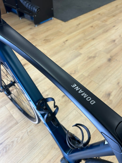 Trek Domane SL6 Disc Carbon Road Bike