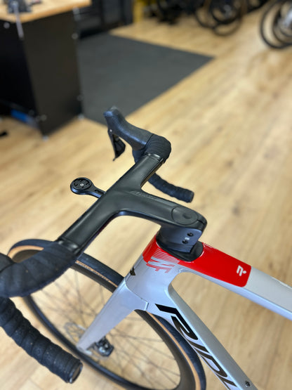 Ridley Noah Fast Disc Di2 Carbon Racefiets