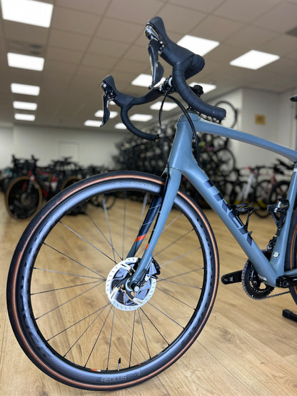 Trek Domane SL8 Disc Carbon Racefiets