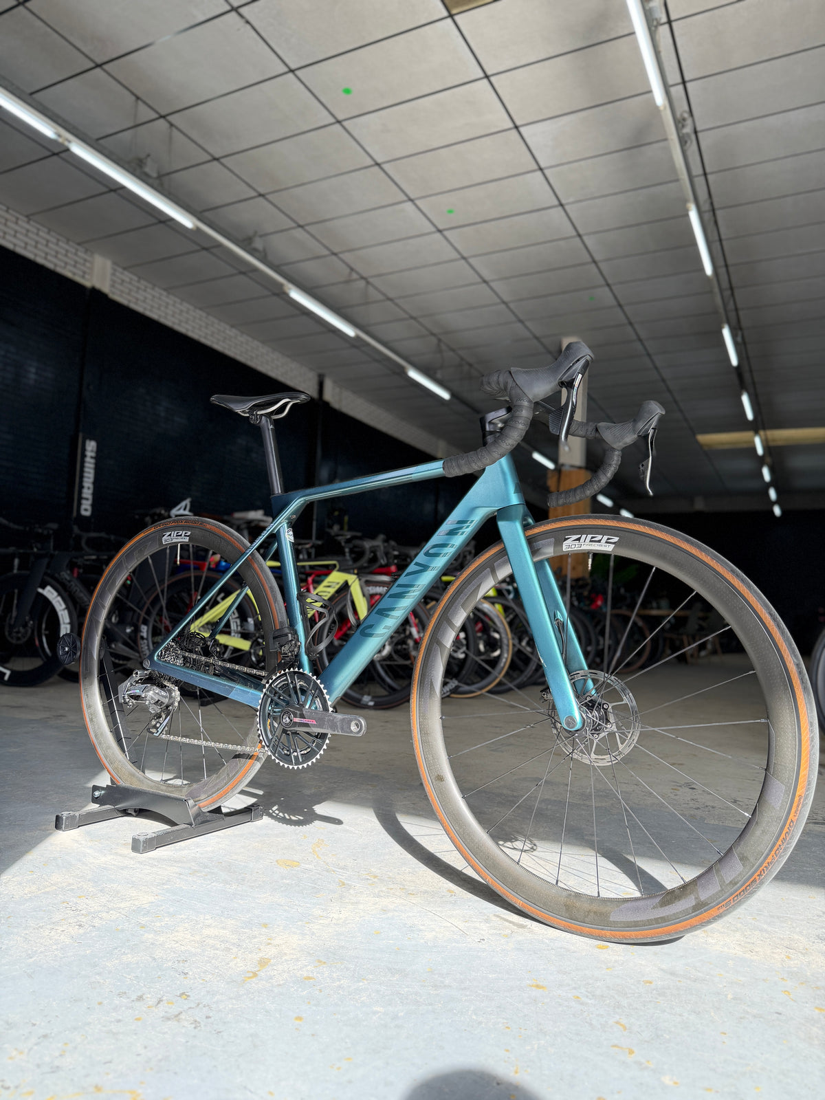 Canyon Ultimate CF SLX AXS Carbon Racefiets