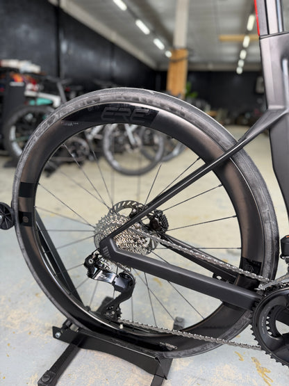 NIEUW BMC Roadmachine Di2 Carbon Racefiets