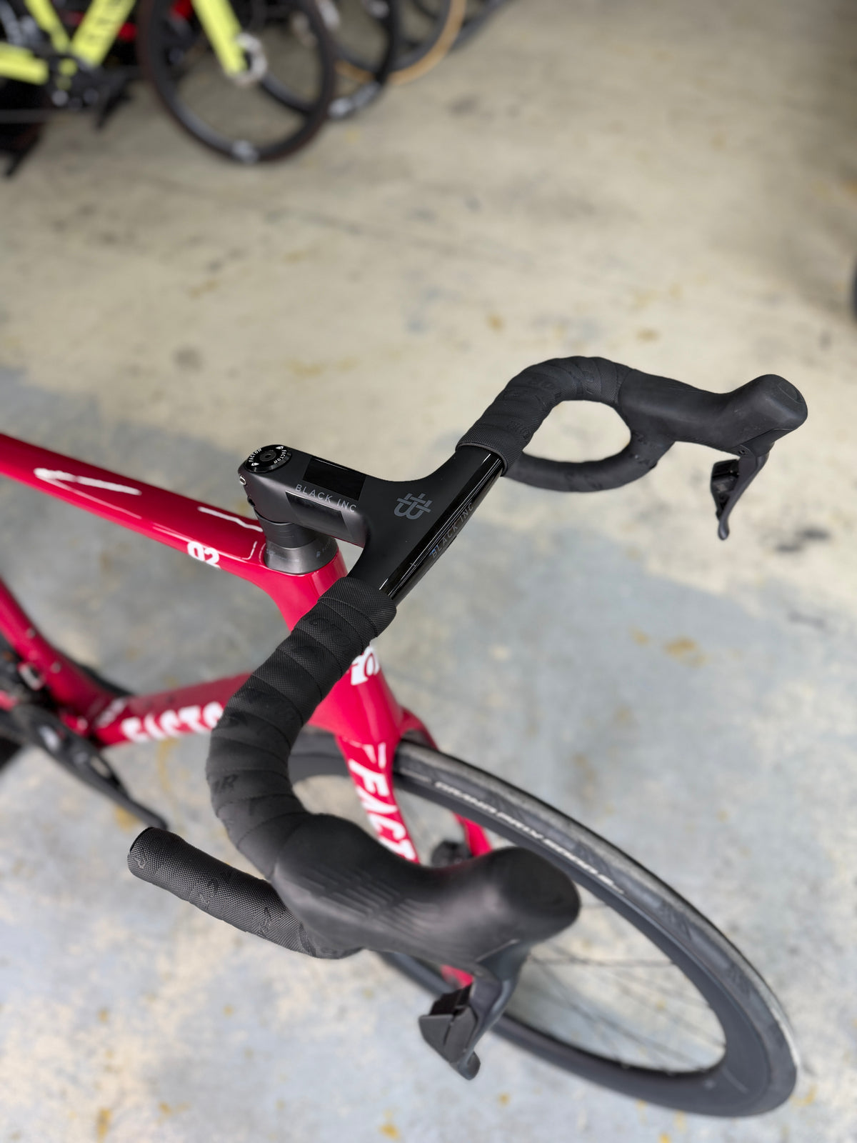 NIEUW Factor O2 VAM Di2 Carbon Racefiets