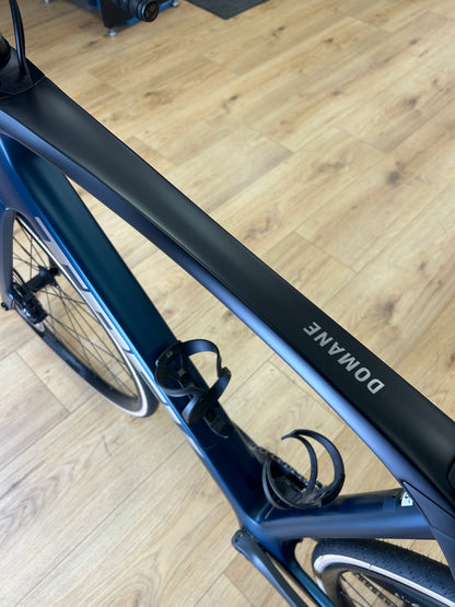 Trek Domane SL6 Disc Carbon Road Bike