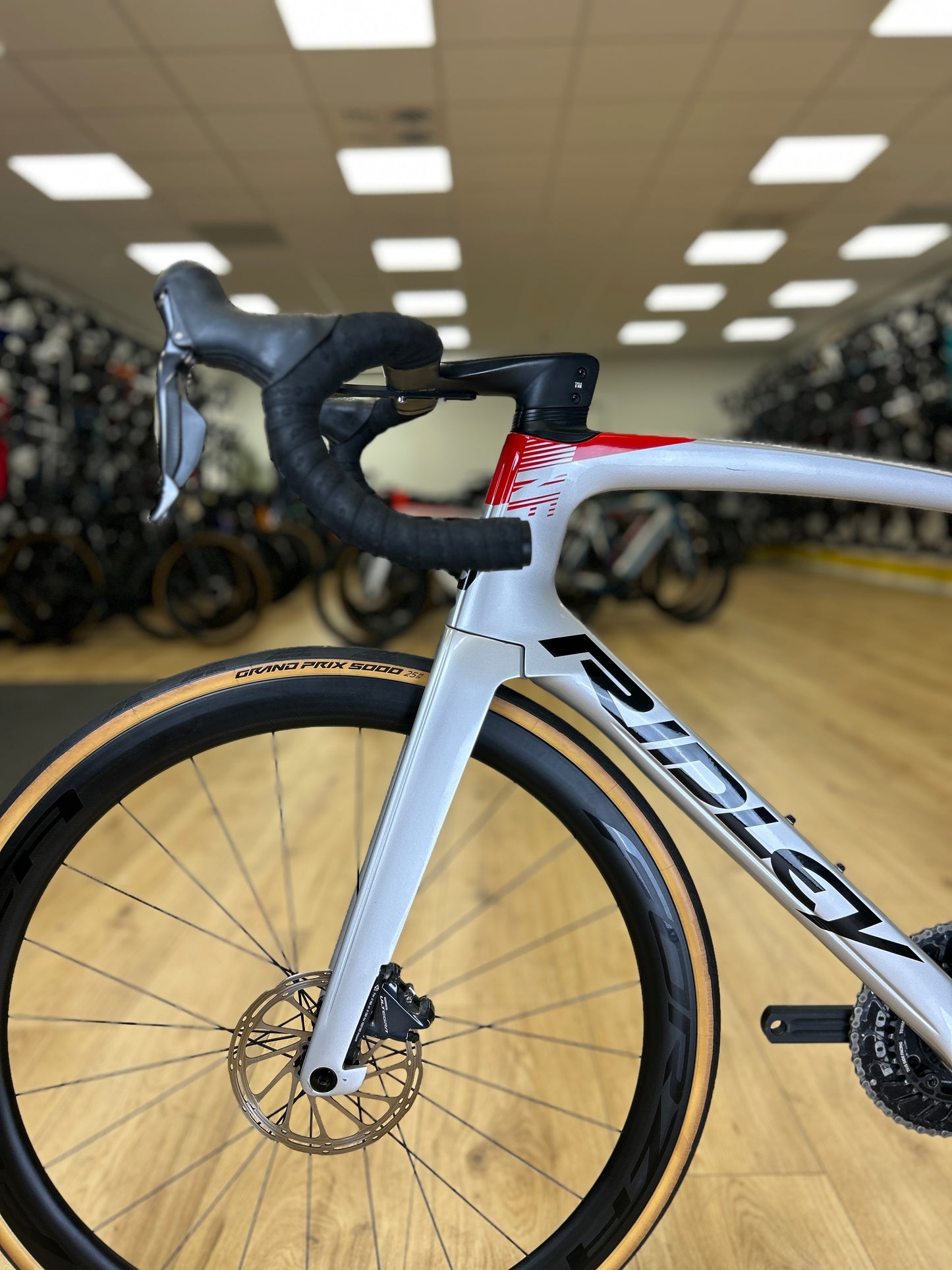 Ridley Noah Fast Disc Di2 Carbon Racefiets