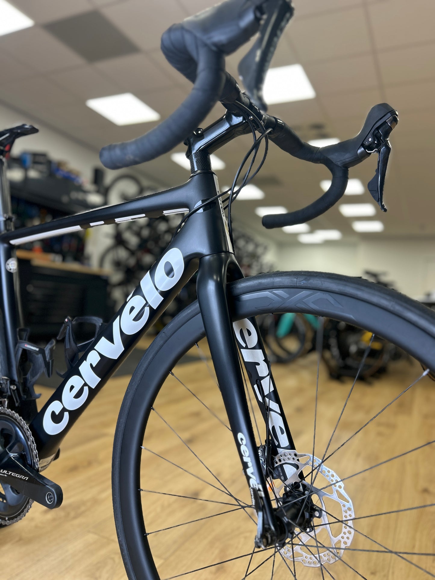 Cervelo R3 Carbon Road Bike