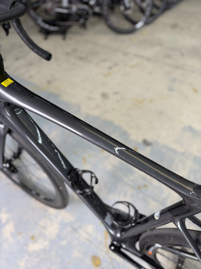Giant Defy Advanced Pro AXS Carbon Racefiets