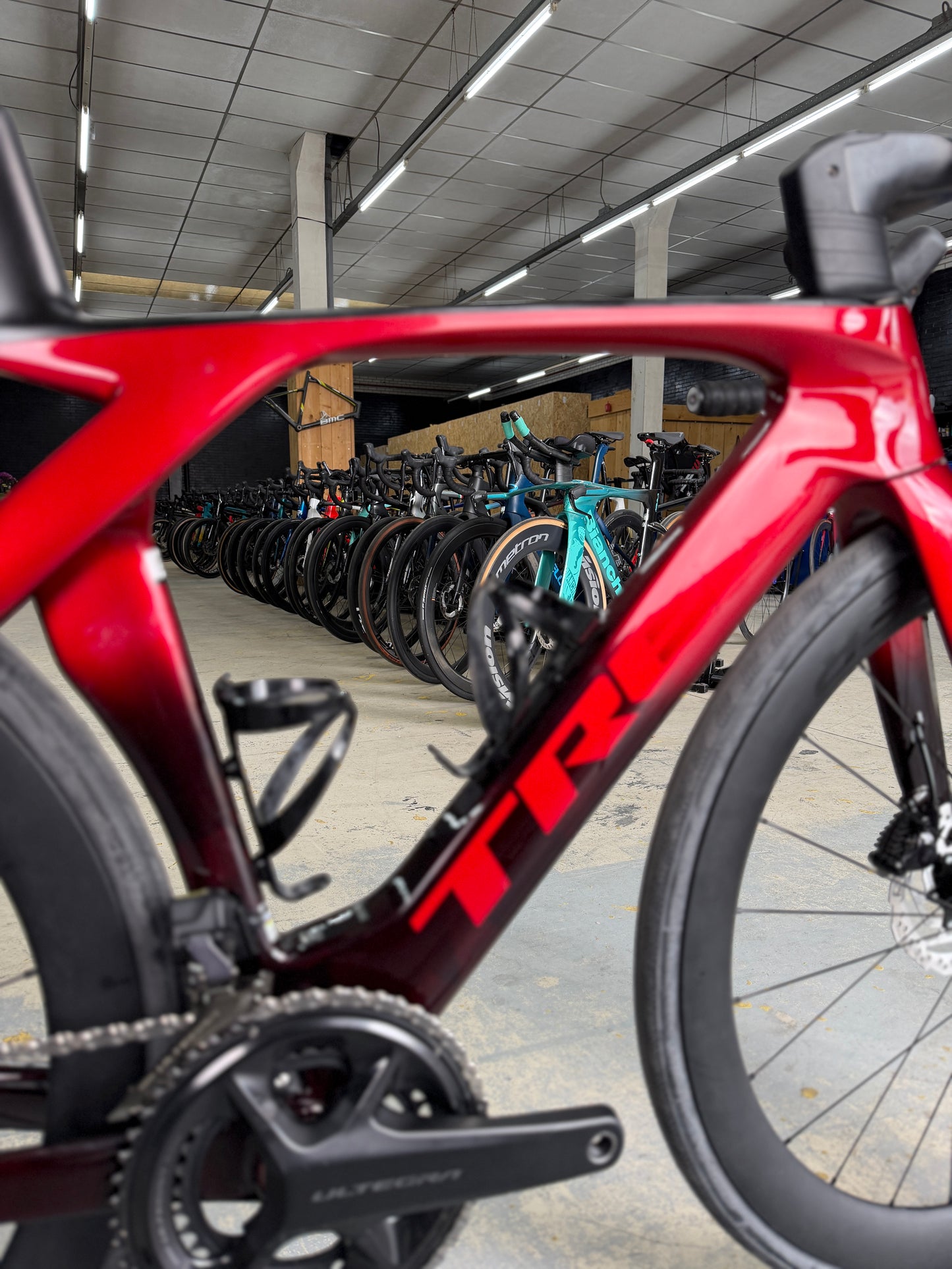 Trek Madone SLR7 Di2 Carbon Road Bike