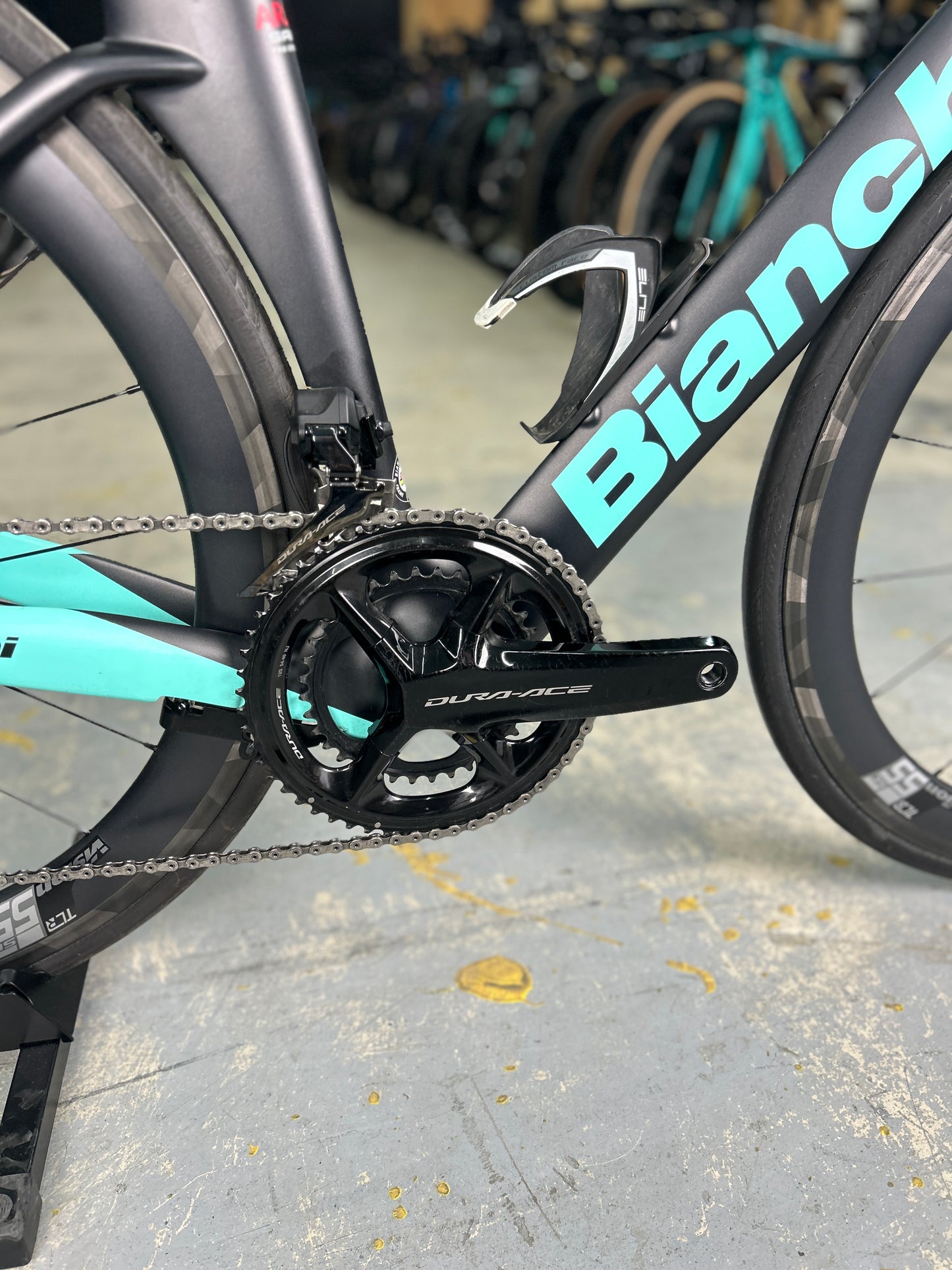 Bianchi Aquila CV Di2 Carbon Racefiets