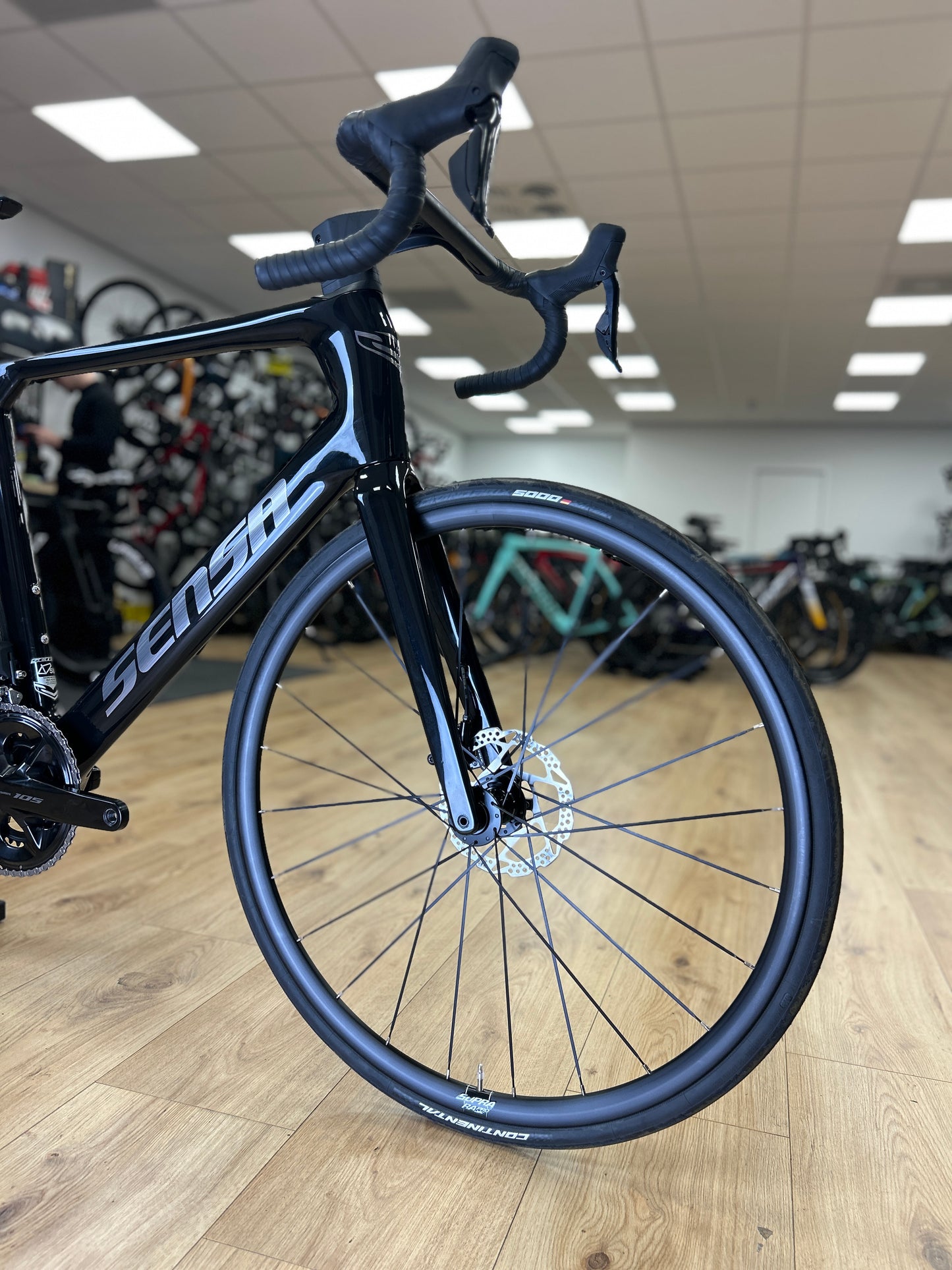 0km Showroom Model Sensa Giulia Supremo Di2 Carbon Racefiets