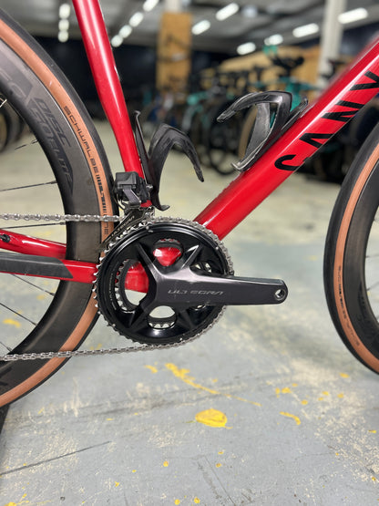 Canyon Ultimate CF SL 8 Disc Di2 Carbon Racefiets