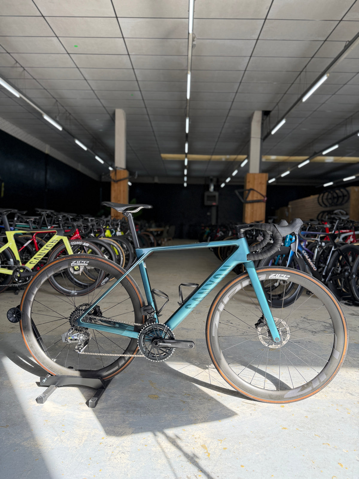 Canyon Ultimate CF SLX AXS Carbon Racefiets