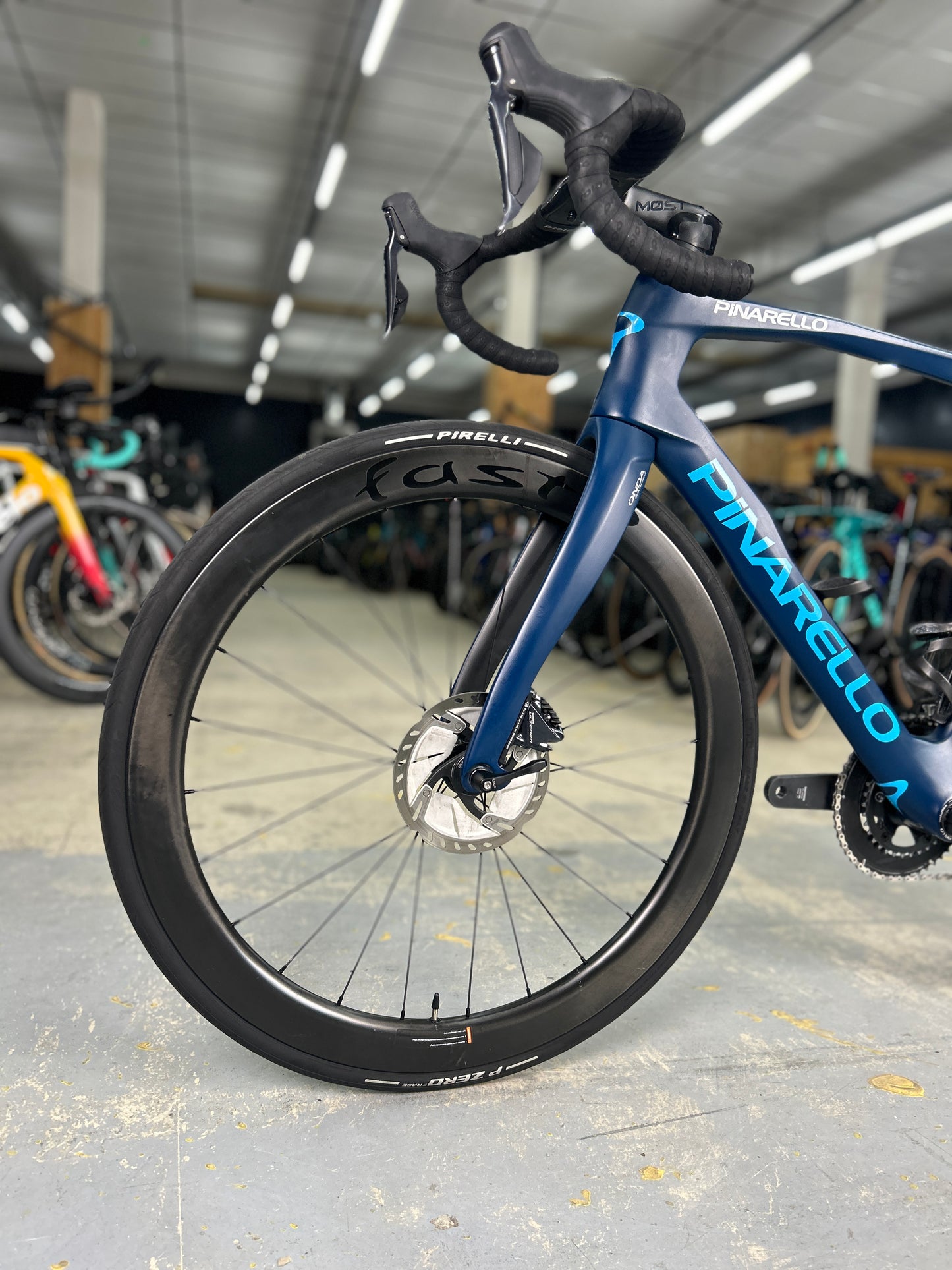 Pinarello Prince Di2 Carbon Racefiets