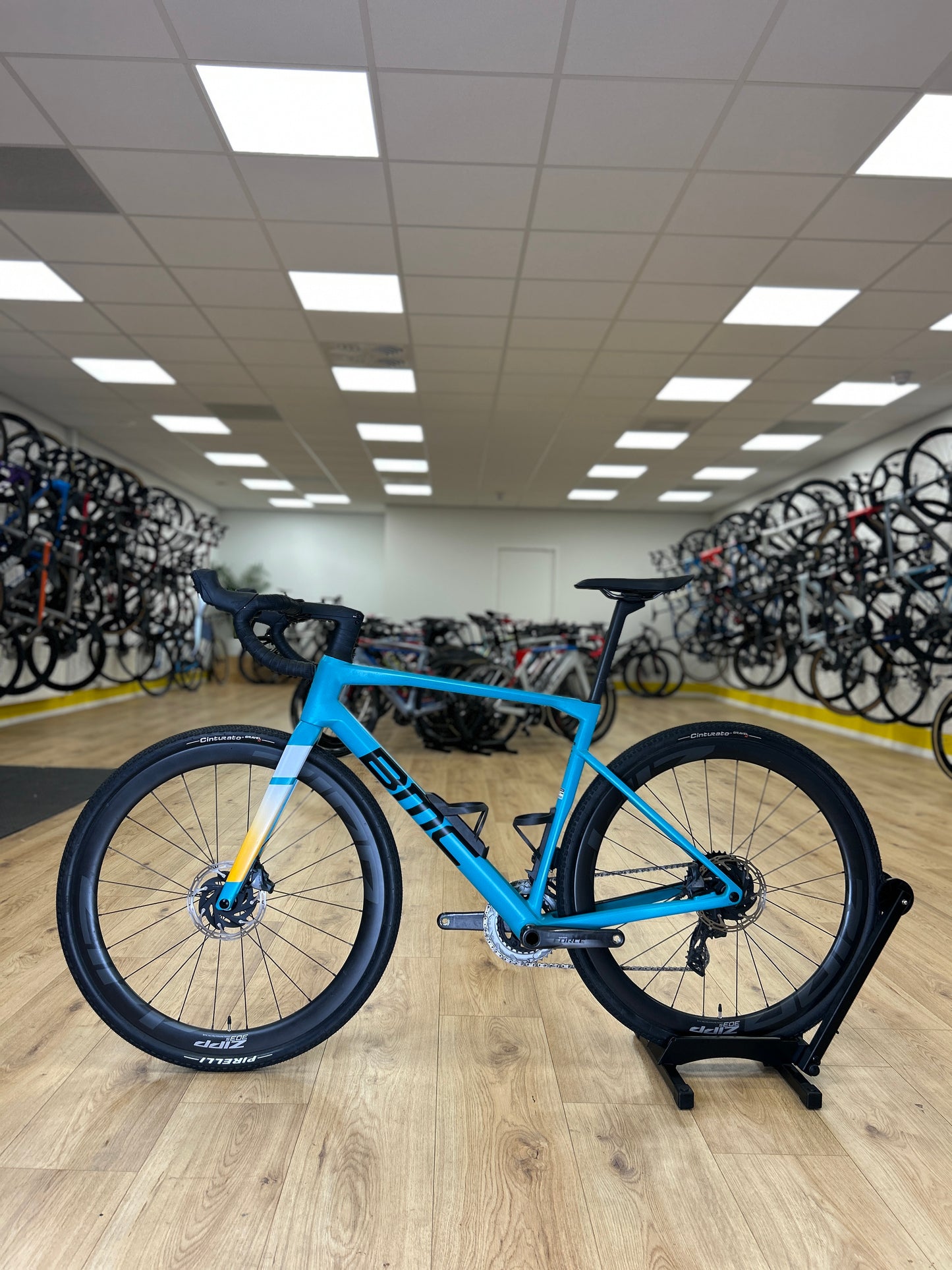 BMC KAIUS 01 Carbon Gravel Fiets