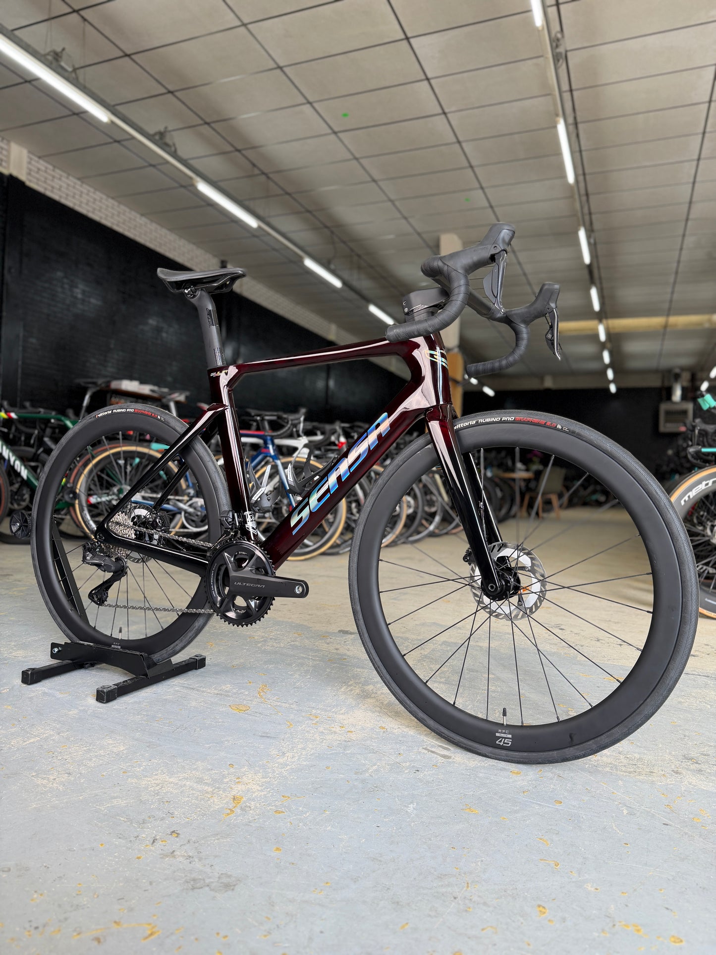 NIEUW Sensa Giulia Supremo Di2 Carbon Racefiets