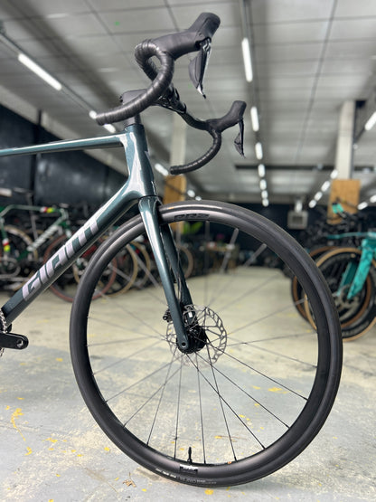 NIEUW Giant TCR Advanced Di2 Carbon Racefiets