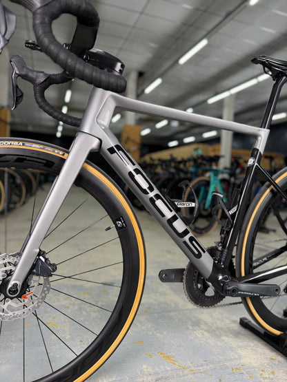 Focus Izalco Max 9.7 Di2 Carbon Racefiets