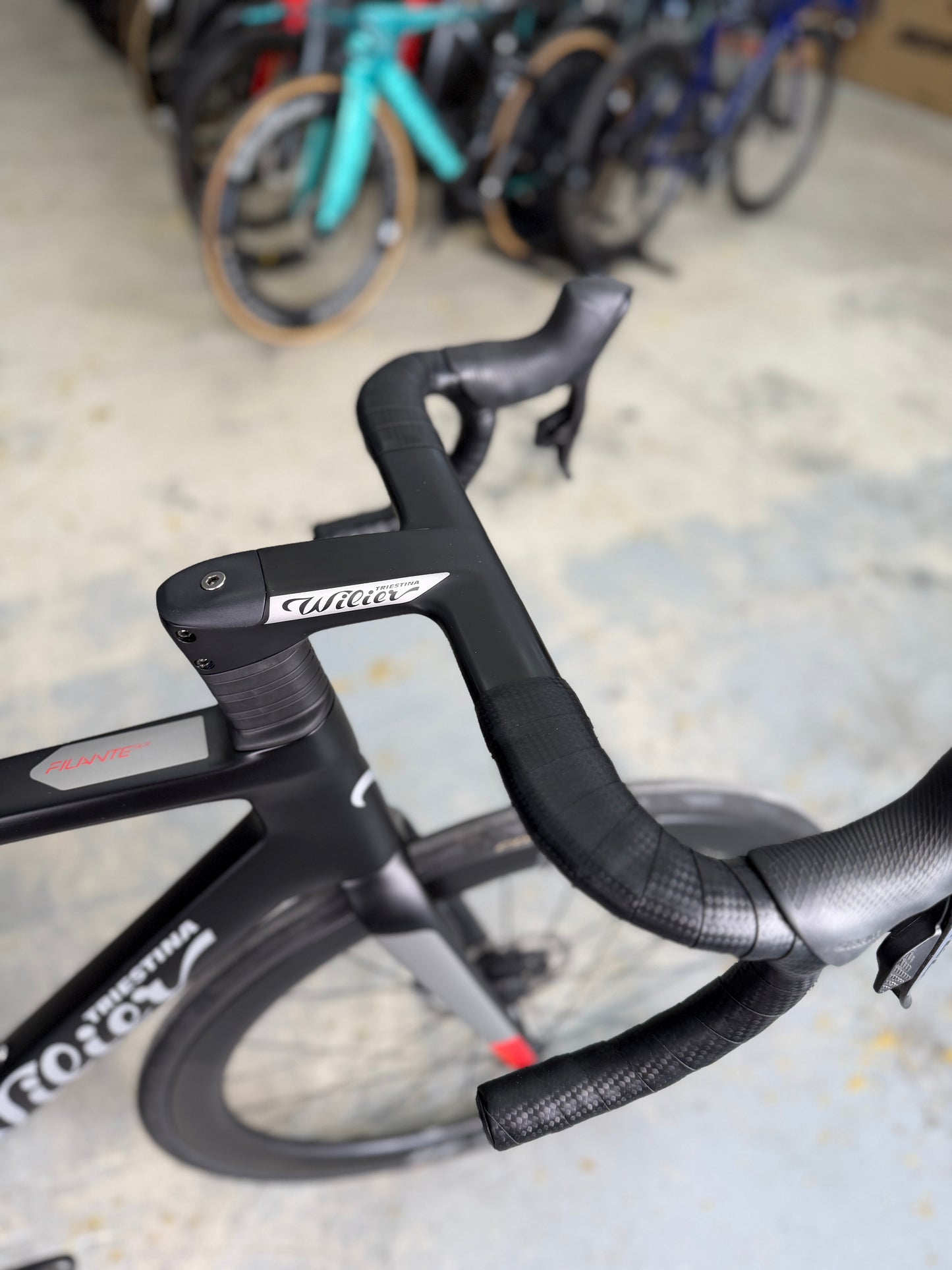 Wilier Filante SLR eTap Carbon Racefiets